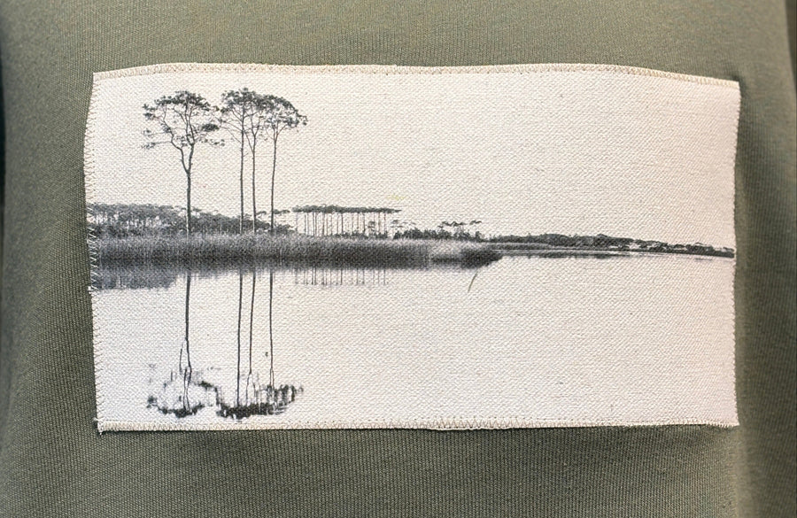 Western Lake White on White - Cropped Hoodie